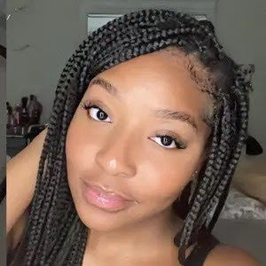 Meet your Posher, Samia